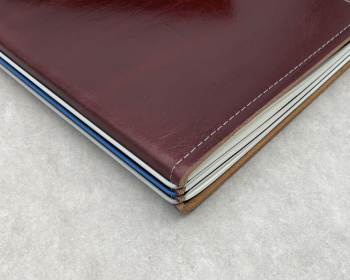 A5 3er cuir lisse, rouge bordeaux, ElastiXs gris/bleu, mix