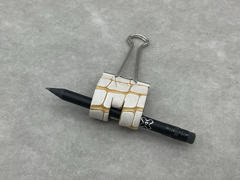 Sloop 32 mm – Beige avec gaufrage grandes écailles