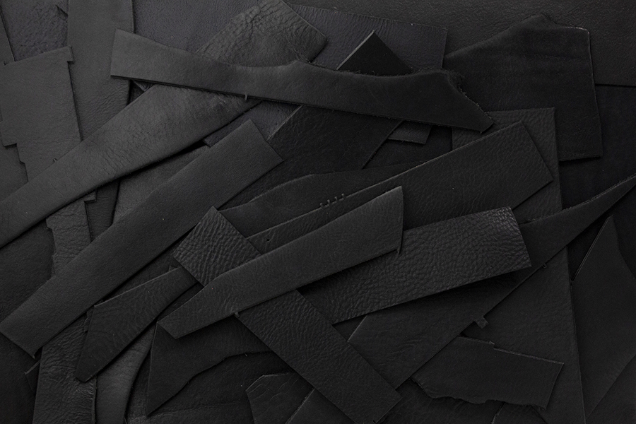 Leather scraps - vegetable tanned black